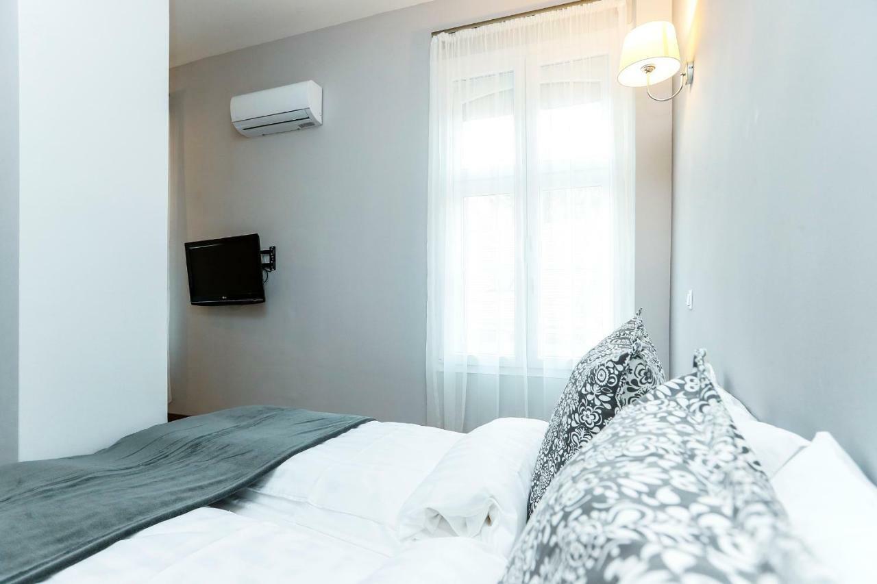 D8 Design Apartment & Studio Eger Exterior foto